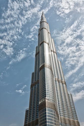 Photo of Dubai mall and Burj Khalifa - Sheikh Mohammed bin Rashid Boulevard - Downtown Dubai - Dubai - United Arab Emirates by Himani Sahni