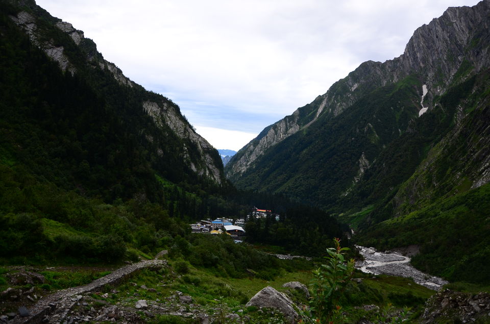 Photo of The Valley of Flowers and Hemkund Sahib Trek: A revitalizing experience 4/27 by Saksham Chopra