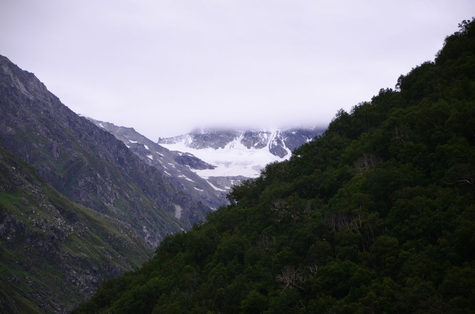 Photo of The Valley of Flowers and Hemkund Sahib Trek: A revitalizing experience 13/27 by Saksham Chopra