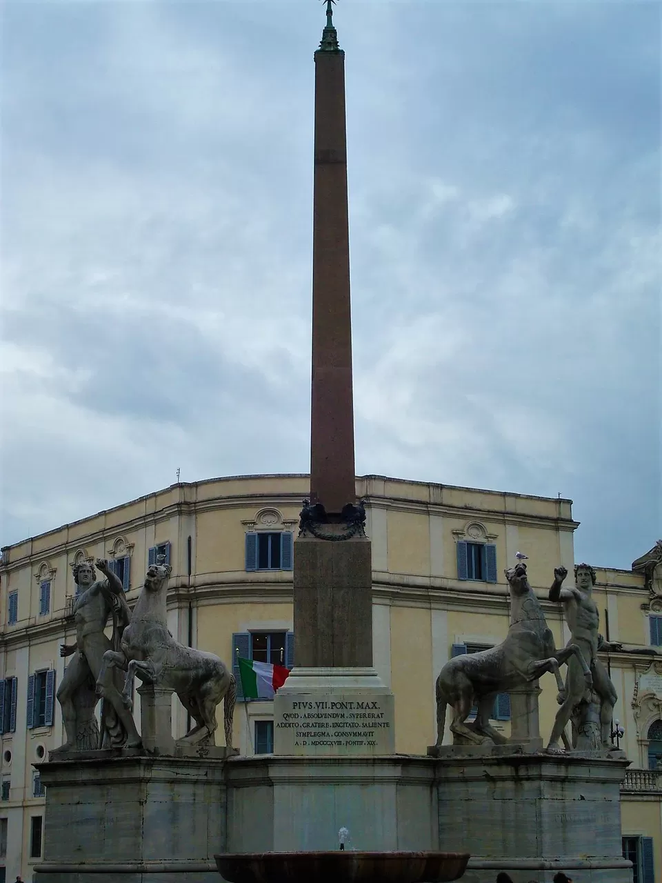 Photo of Galleria Vittorio Emanuele II, Piazza del Duomo, Milan, Metropolitan City of Milan, Italy by Nisha Harbola