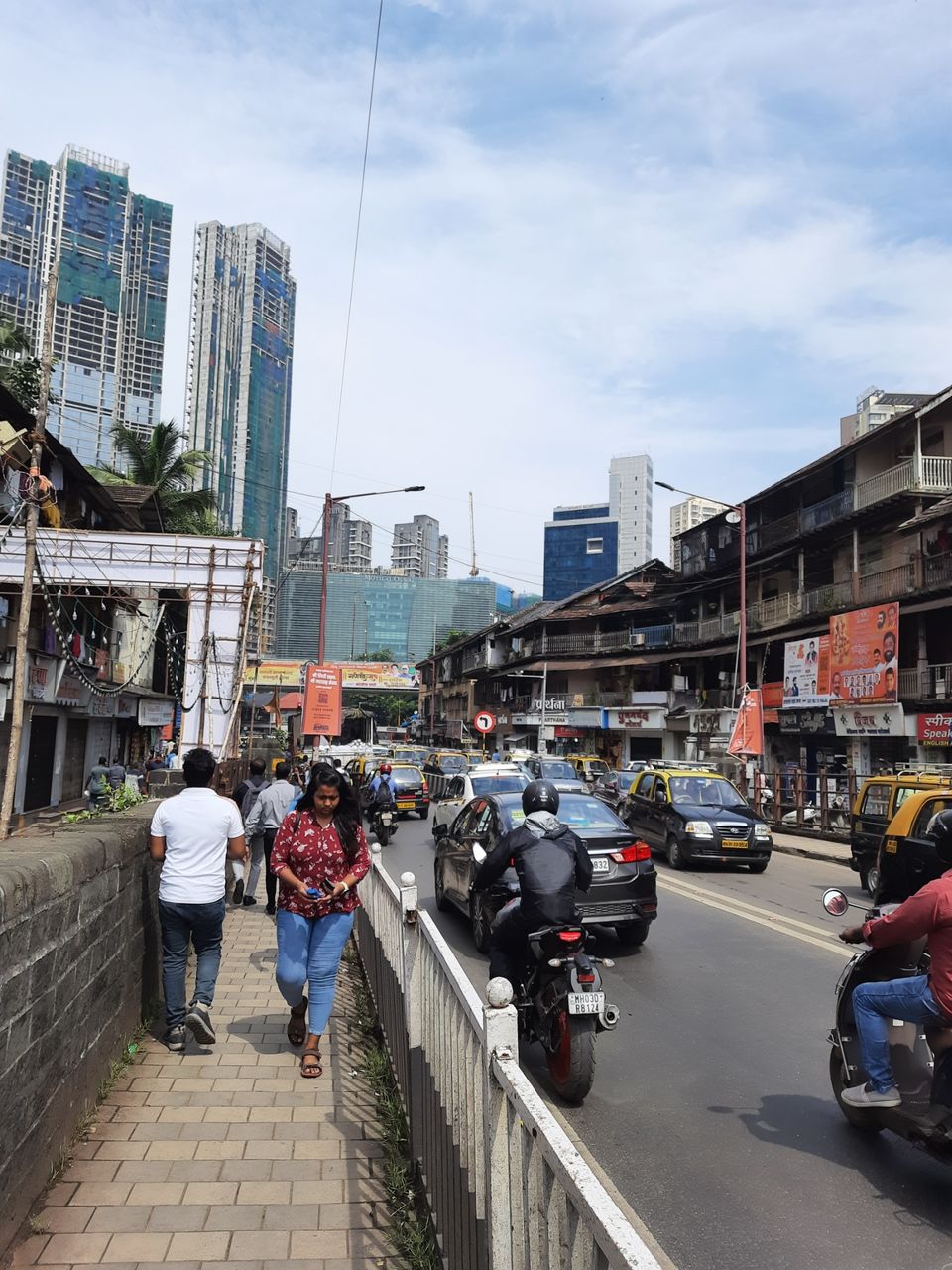 Photo of Mumbai by sai kishore vulse