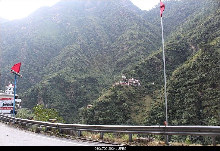 Photo of Mandi, Himachal Pradesh, India by Shreyas Macwan