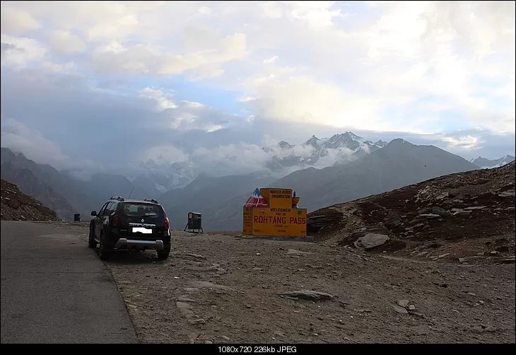 Photo of Rohtang Pass Final View Point, Himachal Pradesh, India by Shreyas Macwan