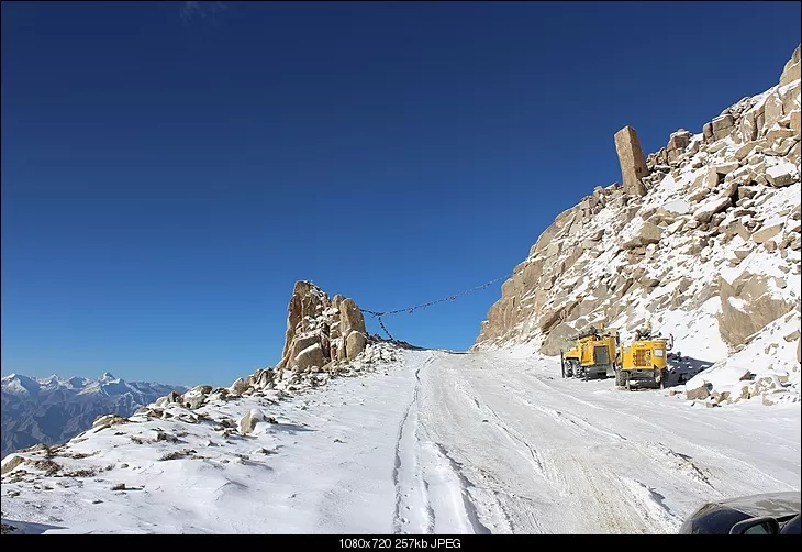 Photo of Khardung La Road, Khardung by Shreyas Macwan