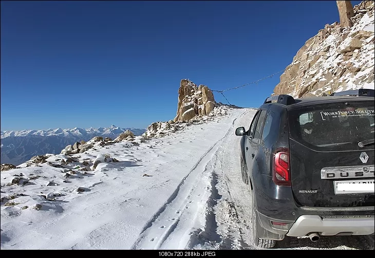 Photo of Khardung La Road, Khardung by Shreyas Macwan