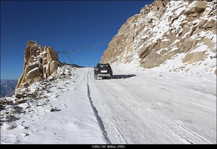 Photo of Khardung La Road, Khardung by Shreyas Macwan