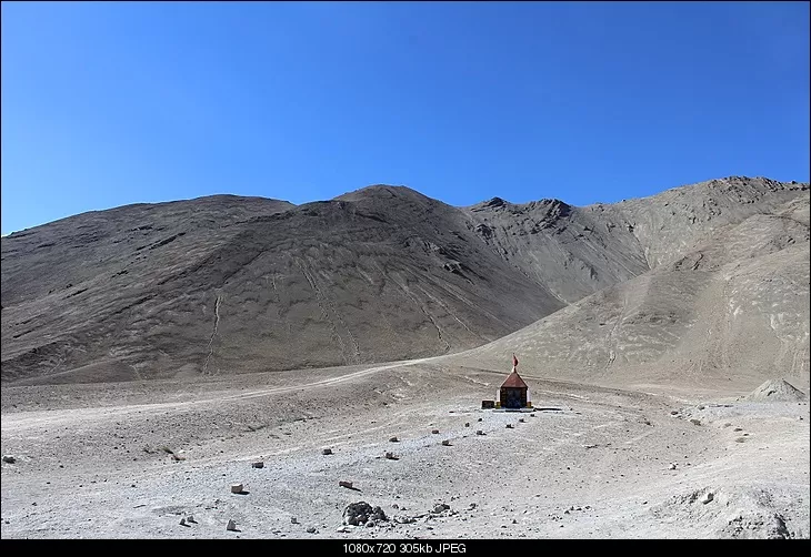 Photo of Magnetic Hill, Srinagar - Ladakh Highway, Leh by Shreyas Macwan