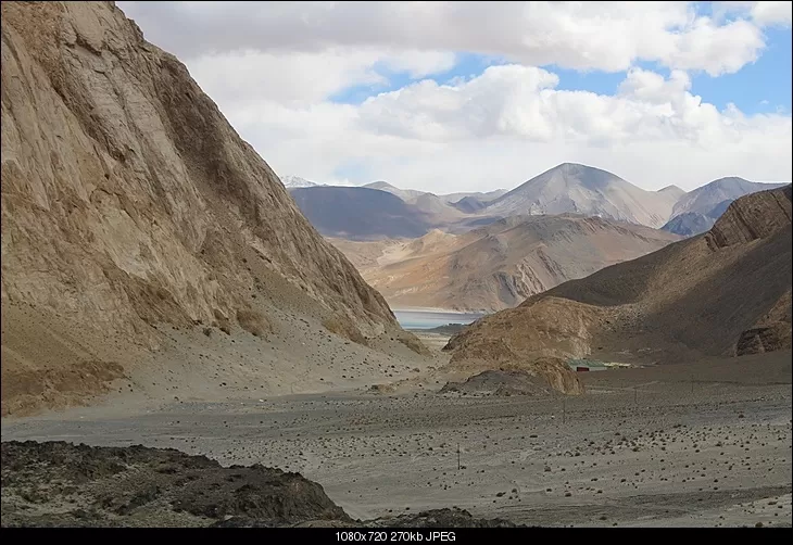 Photo of Pangong Lake Road, Karu by Shreyas Macwan