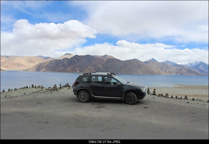 Photo of Pangong Lake by Shreyas Macwan