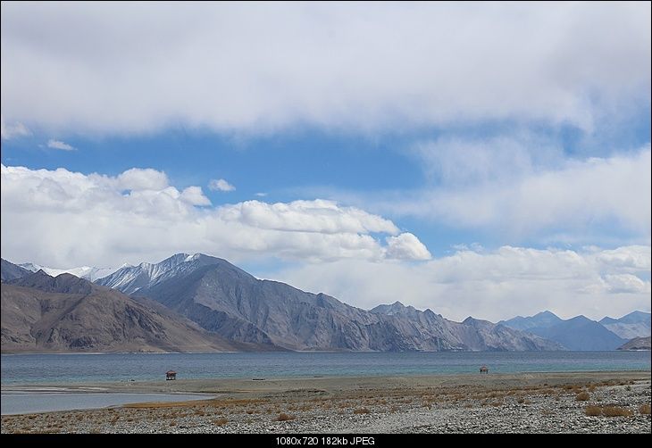 Photo of Pangong Lake by Shreyas Macwan