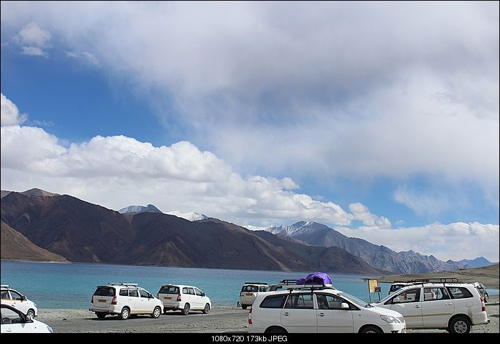 Photo of Pangong Lake by Shreyas Macwan