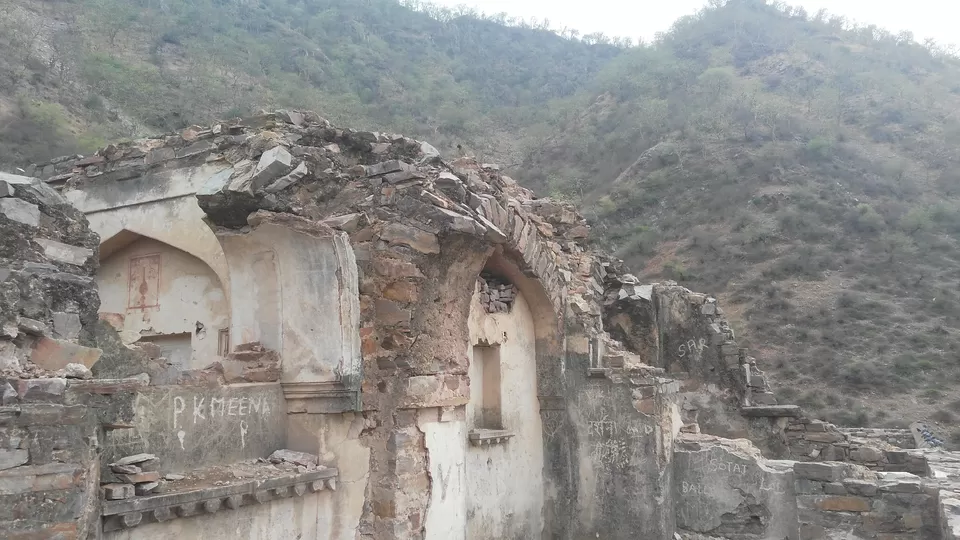 Photo of Bhangarh Fort, Bhangarh, Rajasthan, India by Shreyas Macwan