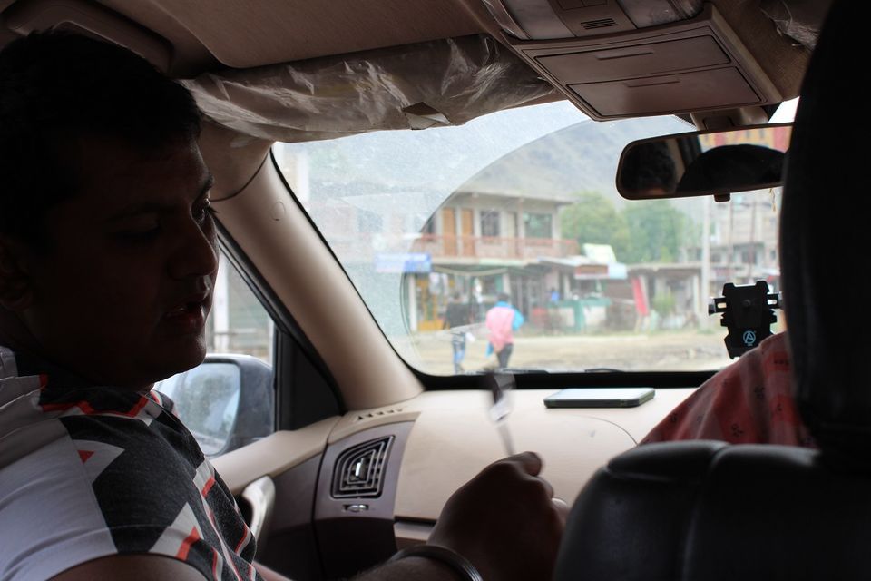 Photo of Ladakh: Four Idiots & One XUV500: Part-1. (Ahmedabad to Sonamarg) by Shreyas Macwan