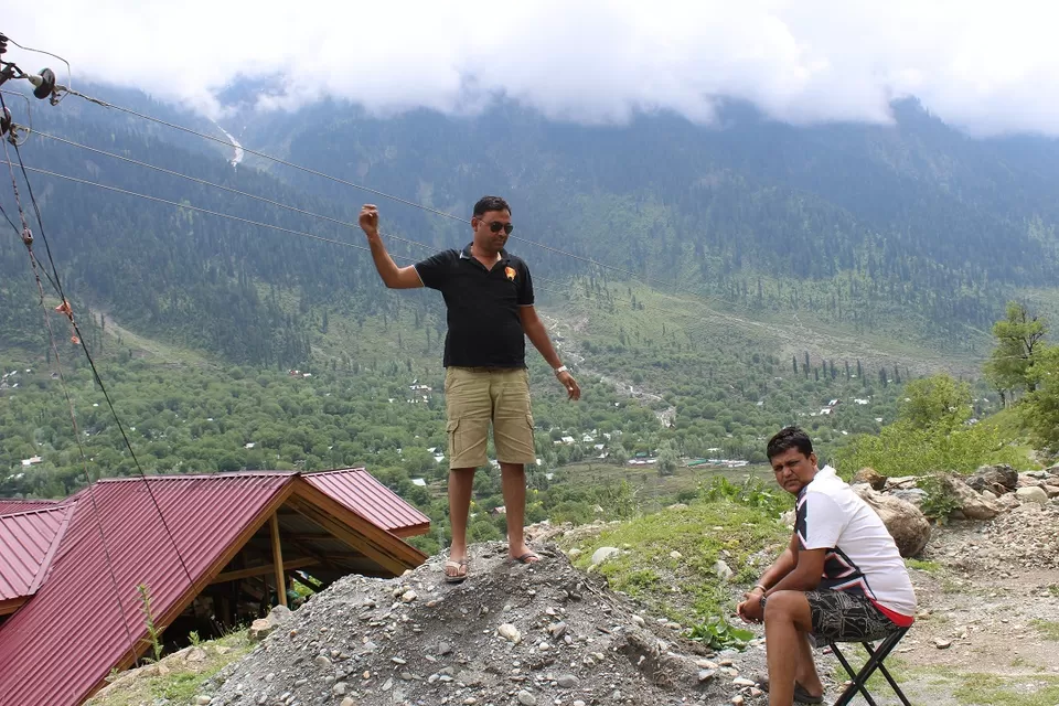 Photo of Jammu and Kashmir Bank, Gund by Shreyas Macwan