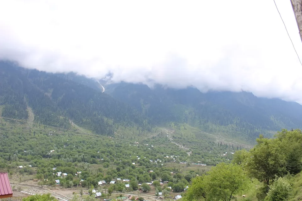 Photo of Jammu and Kashmir Bank, Gund by Shreyas Macwan