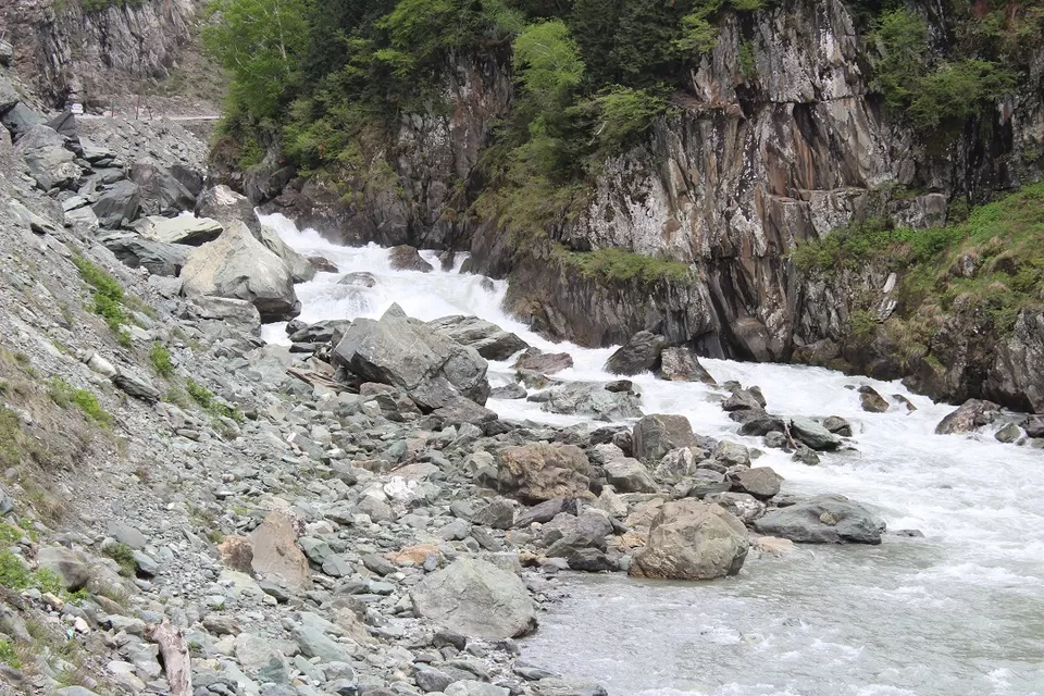 Photo of Hung Park (Ferooz), Srinagar - Ladakh Highway, Forest Block by Shreyas Macwan