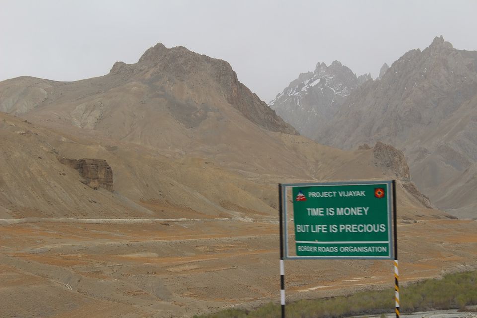 Photo of Ladakh: Four Idiots & One XUV500: Part-2. (Sonamarg to Lamayuru) by Shreyas Macwan