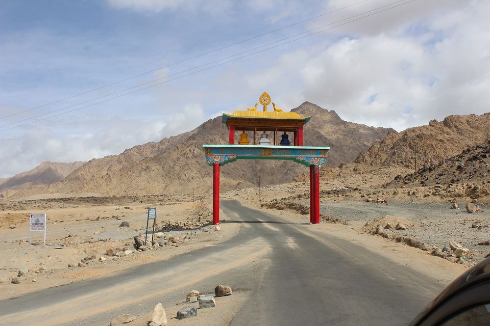 Photo of Ladakh: Four Idiots & One XUV500: Part-3. (Lamayuru to Leh) by Shreyas Macwan