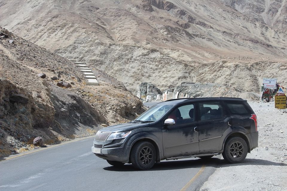 Photo of Ladakh: Four Idiots & One XUV500: Part-3. (Lamayuru to Leh) by Shreyas Macwan