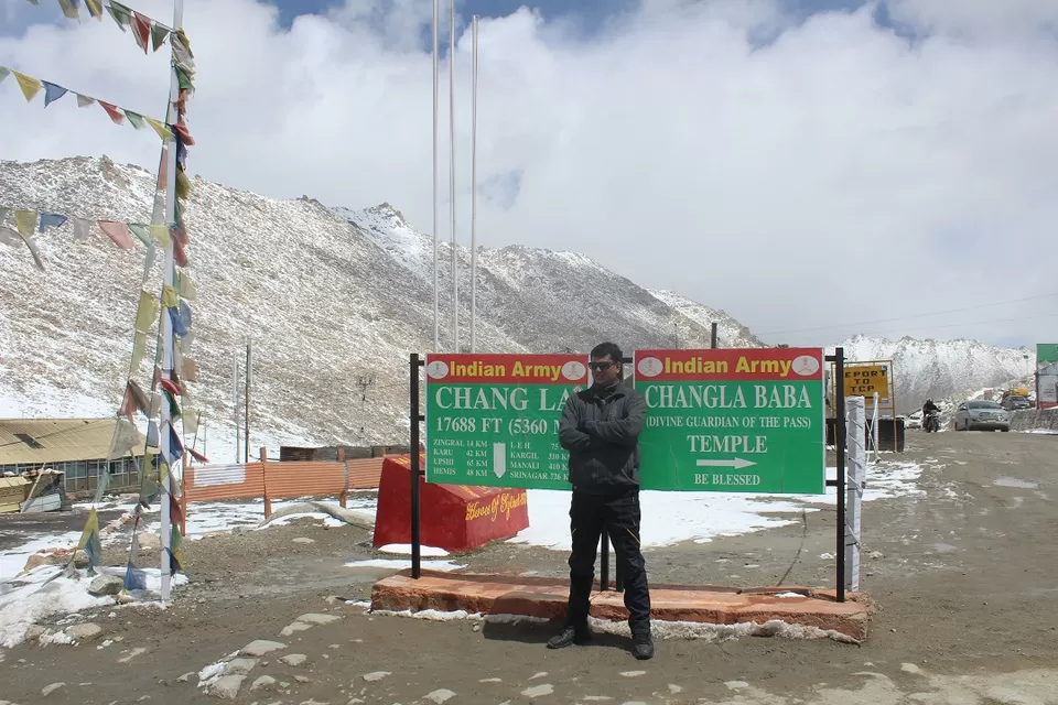 Photo of Chang La Pass by Shreyas Macwan