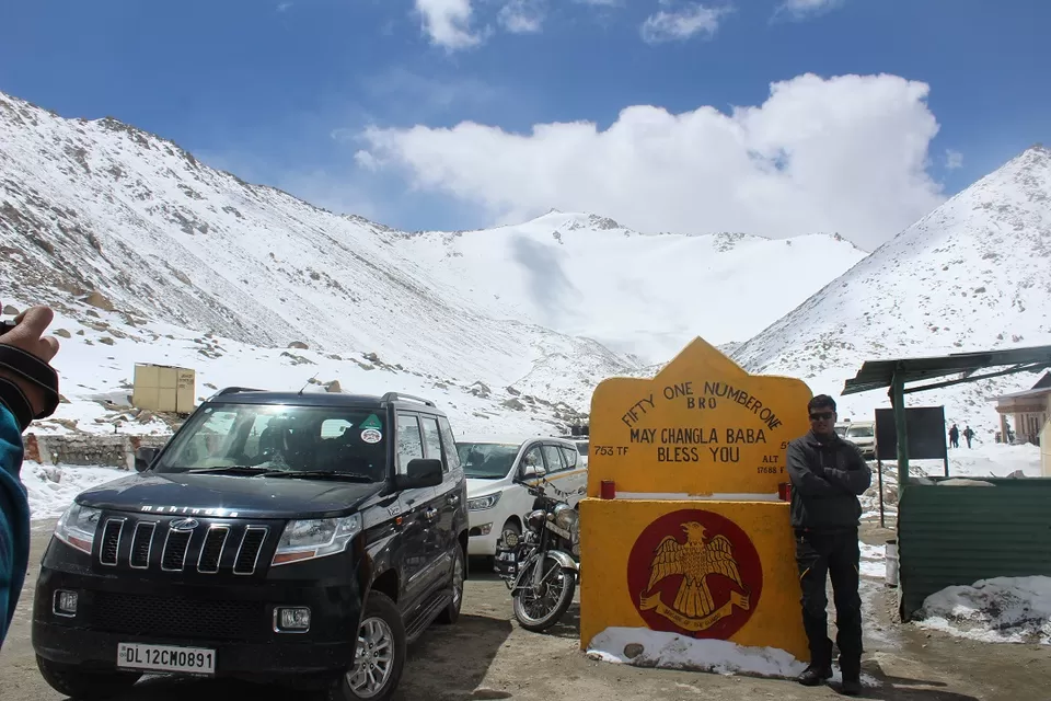 Photo of Chang La Pass by Shreyas Macwan
