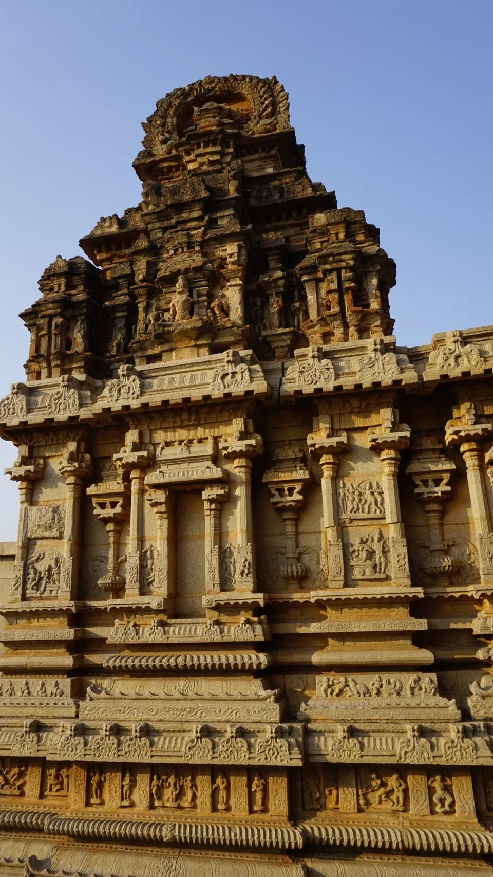 Photo of Don't worry..Be HAMPI.. by @probablynomad