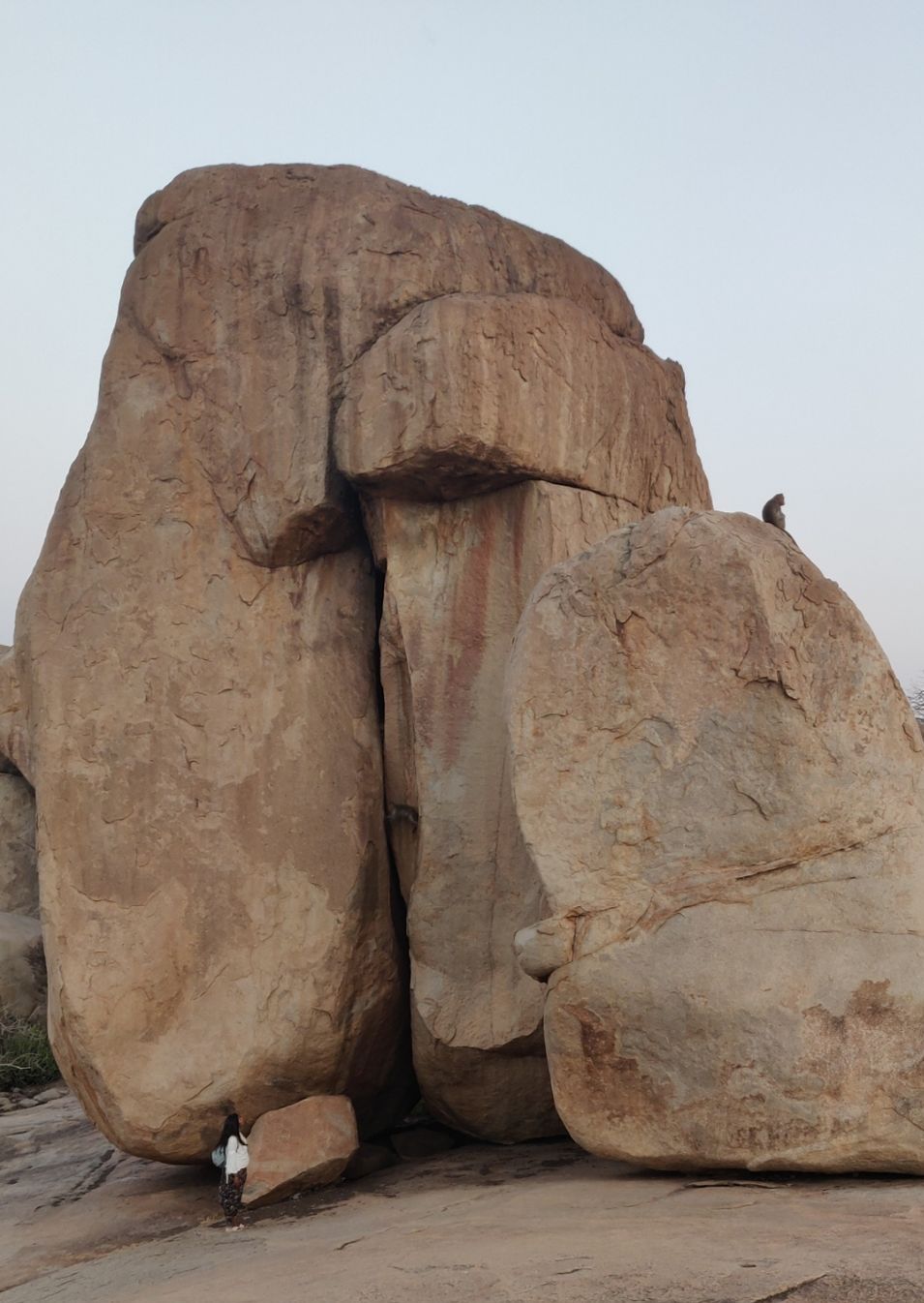 Photo of Hemakuta Hill Temple, Hampi, Karnataka by Sheetal Bilewar