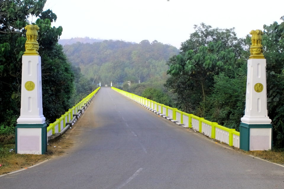 Photo of Zip through the foggy winter mornings in western ghats of Karnataka to Shimoga, Sringeri, Horanadu. 7/80 by Rakesh Chilumuru