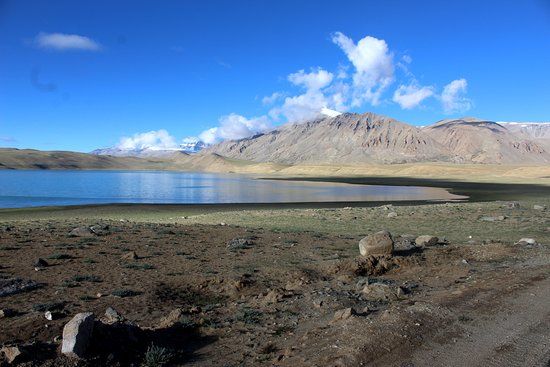 Photo of Kyagar Tso by Chetna Khetawat (The Vagabond Dreamer)