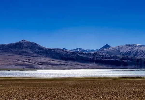 Photo of Ladakh- Where the mountains coloured me Blue!! by Chetna Khetawat (The Vagabond Dreamer)