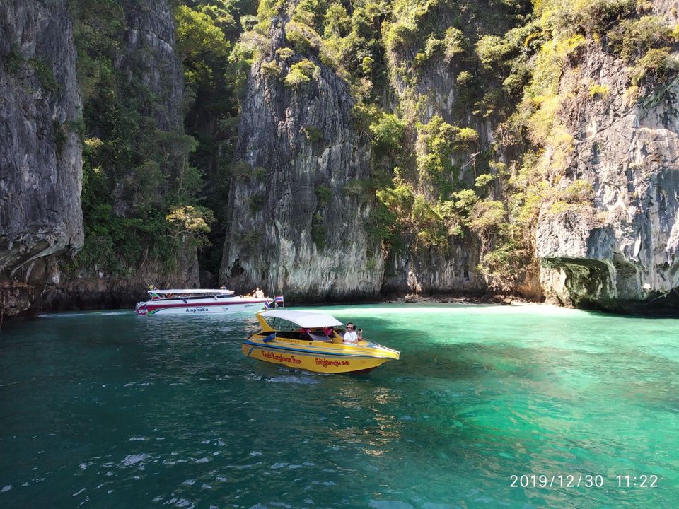 Photo of Ao Nang, Mueang Krabi District, Krabi, Thailand by Wanderlust Travelers Love to explore
