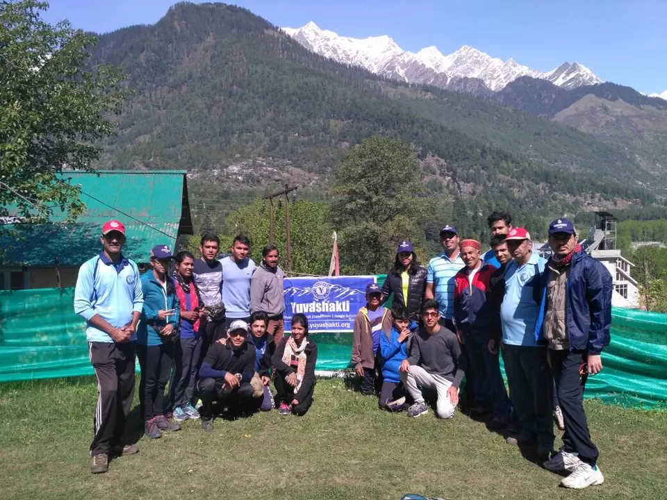Photo of Jogini Falls, Vashist, Himachal Pradesh, India by Shambhavi Mhetre
