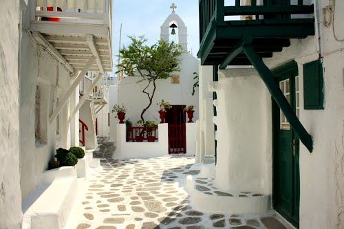 Photo of Mykonos, Mikonos, Greece by Madhura Kane
