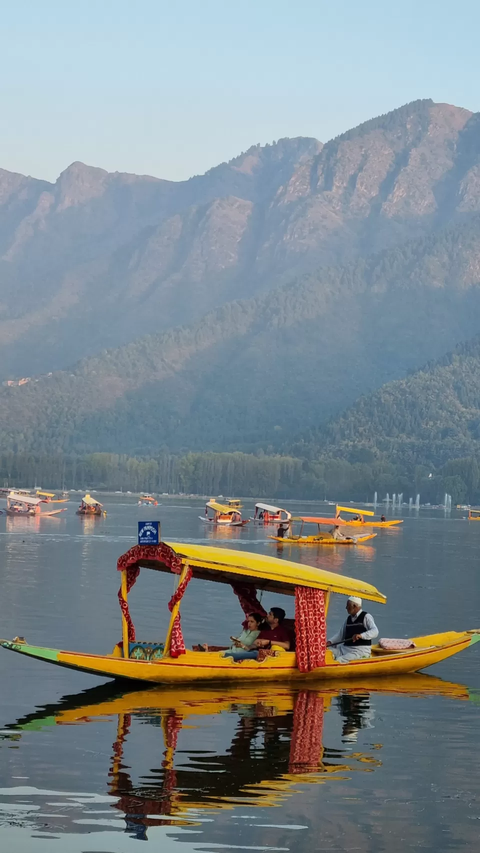 Photo of Dal Lake by toral