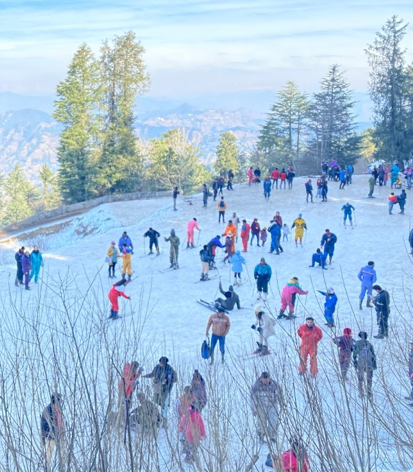 Photo of Kufri, Himachal Pradesh, India by Sushmita Bhattacharjee