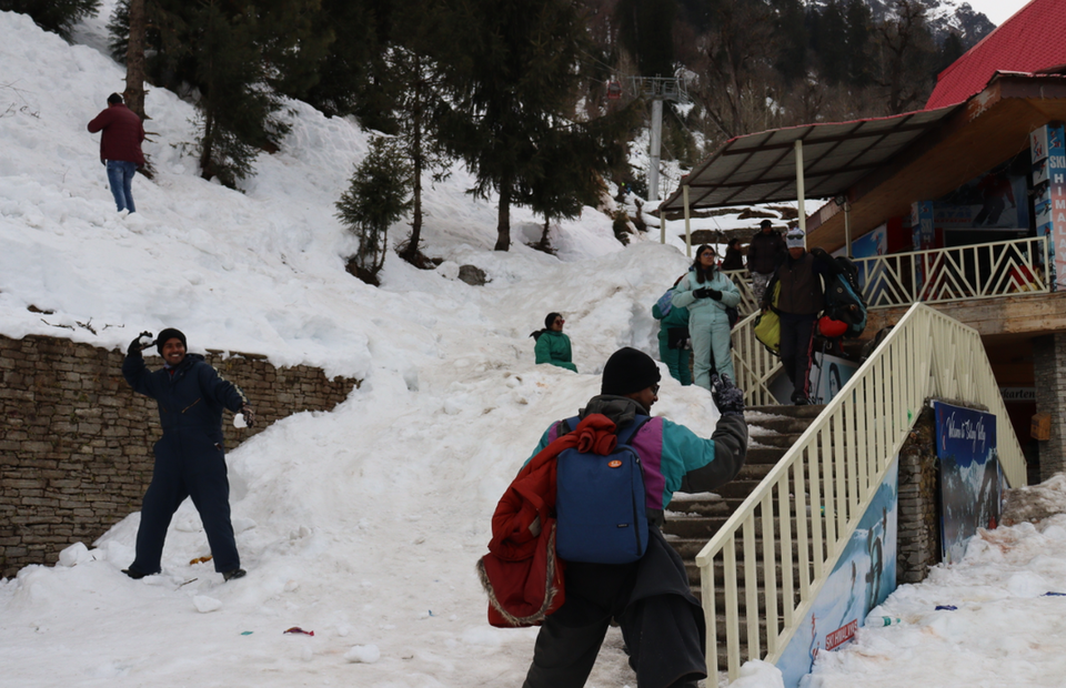 Photo of Solang Valley, Burwa, Himachal Pradesh, India by Sushmita Bhattacharjee