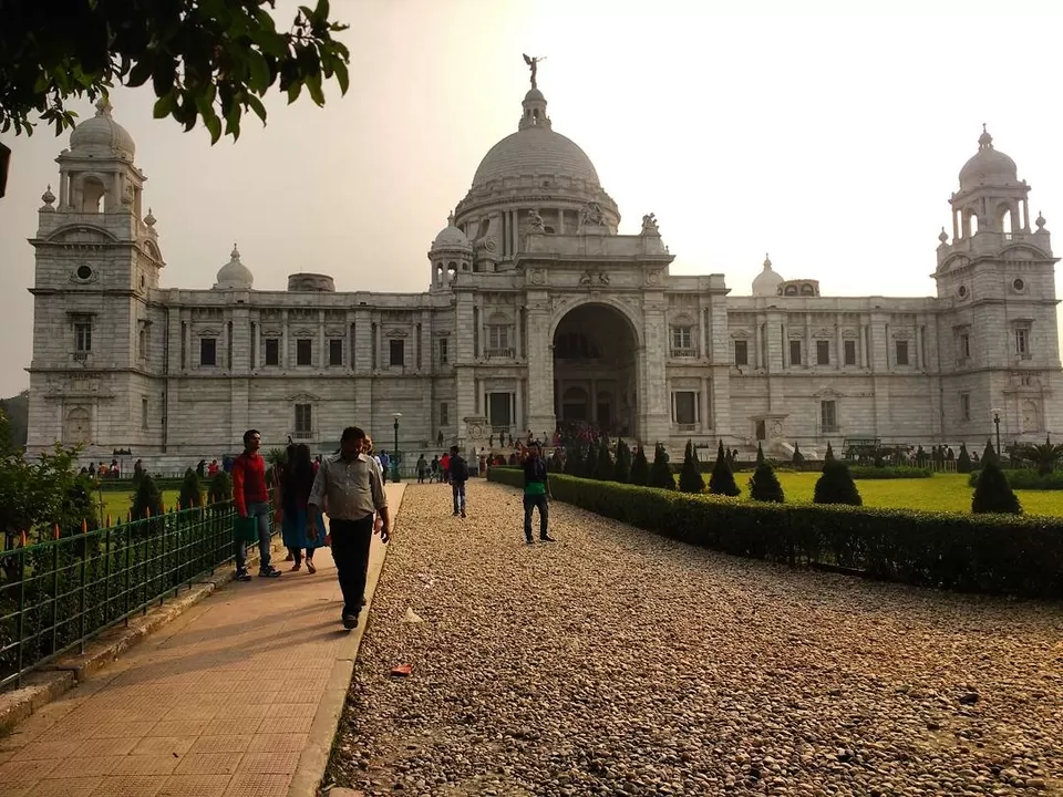 Photo of Colonial Calcutta #architecture #history #heritage #kolkata #cityofjoy #beautifulbengal #church by Abhirup Saha
