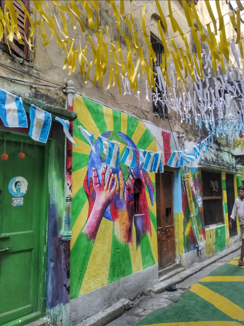 Photo of Calcutta Chitra #Graffiti #paintings #wall #art #culture #history #heritage #walk #streets #kolkata by Abhirup Saha