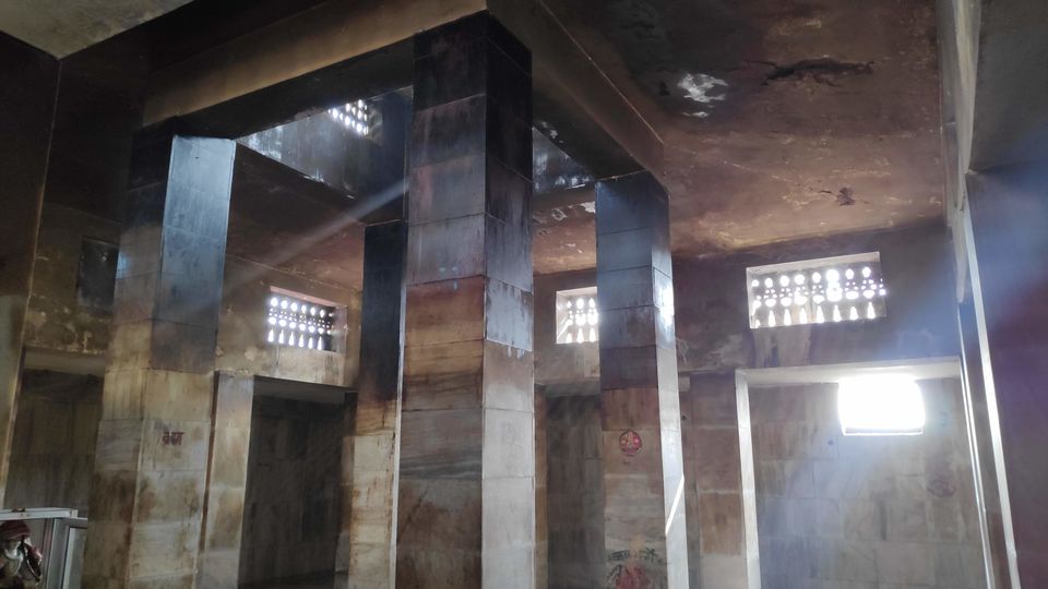 Photo of Pataleshwar Mahadev temple 12/12 by Unknown Geeks