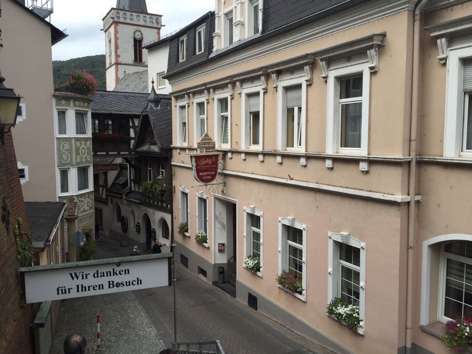 Photo of Frankfurt by Subash Gd