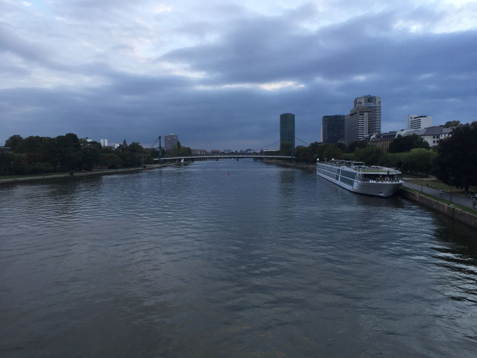 Photo of Frankfurt by Subash Gd