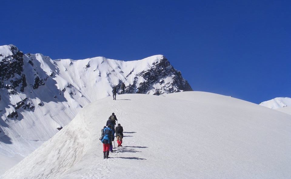 Photo of Rupin Pass Trek 2/9 by Sumesh Reddiar