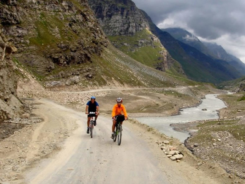 Photo of Adrenaline Punch at Zanskar Valley, Ladakh 1/8 by Sumesh Reddiar