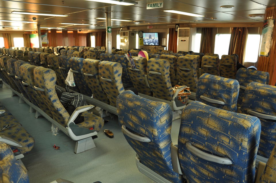 Photo of How to cross the Persian Gulf by ferry: from Bandar Abbas to Dubai 5/7 by Catarina Piedade