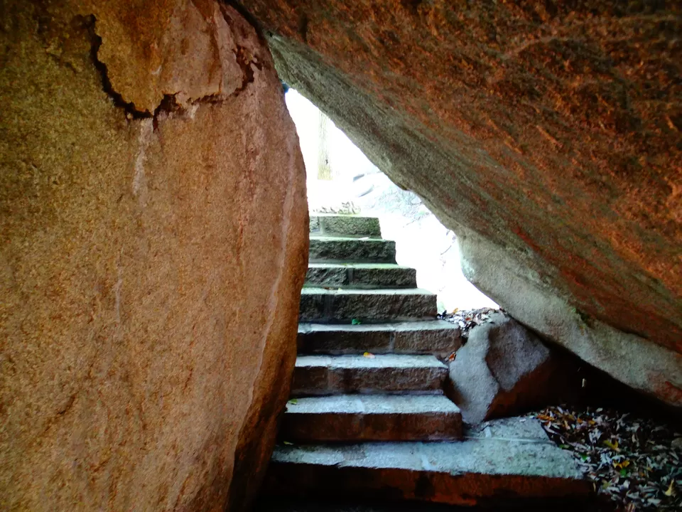 Photo of Dragon Pool Valley Scenic Area, Henan, China by Liv