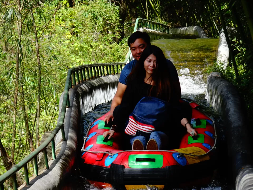 Photo of Dragon Pool Valley Scenic Area, Henan, China by Liv