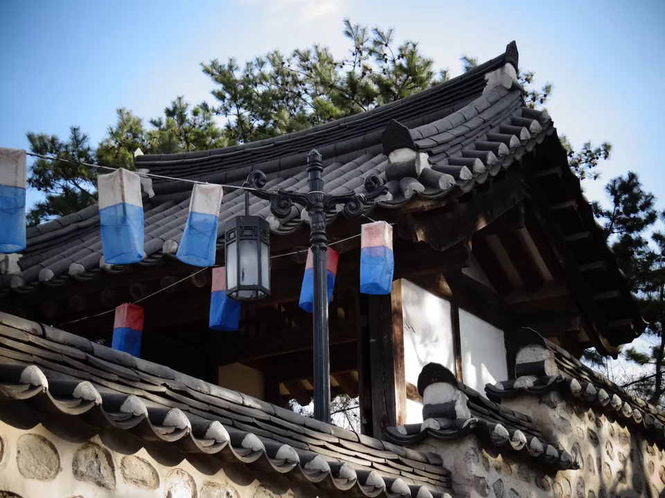 Photo of Namsangol Hanok Village, Jung-gu, Seoul, South Korea by Liv