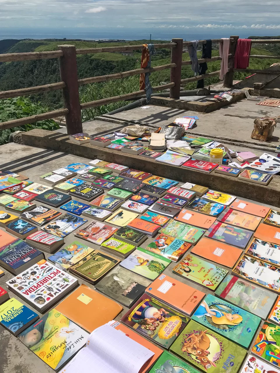 Photo of This Female Traveller Backpacked to a Remote Village in Meghalaya & Crowdfunded a School for 50 Kids by Sushantika