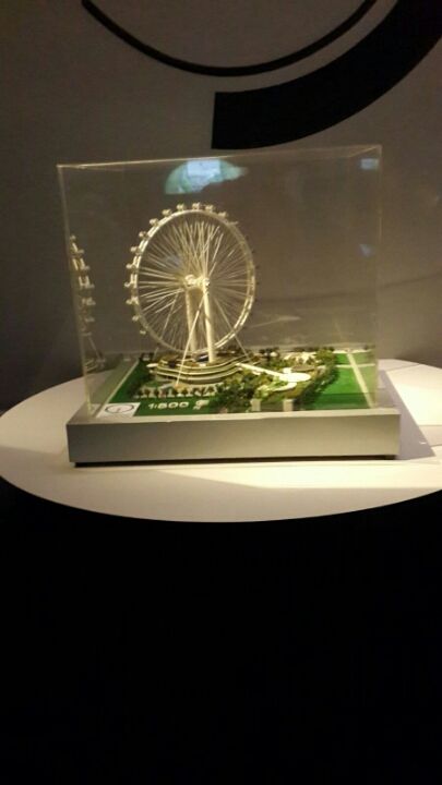 Photo of Singapore fun 2/34 by Kru.
