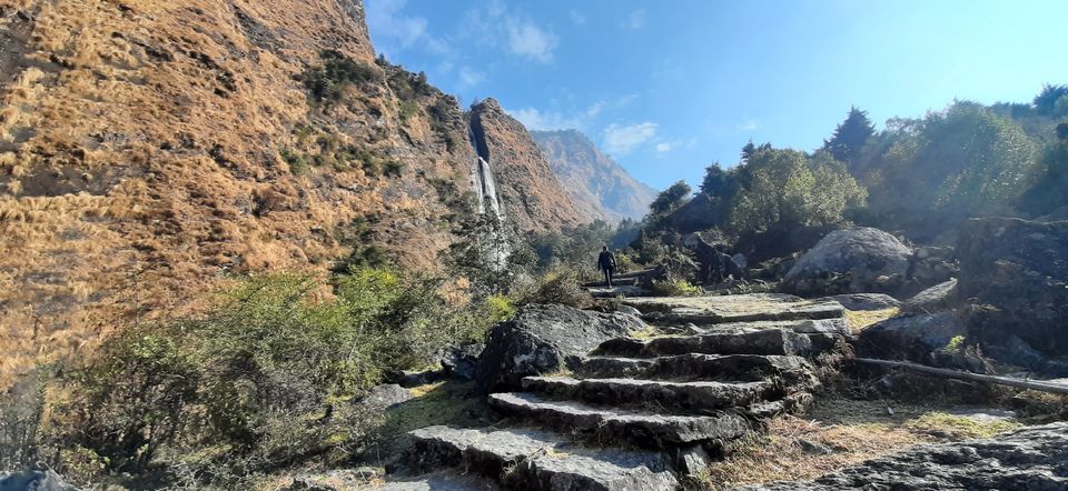 Photo of Birthi Water Fall, Munsyari Road, Uttarakhand, India by Abhay Gupta